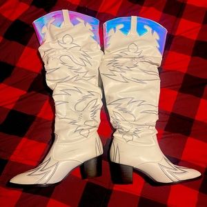 Size 7! only worn 1 time!!